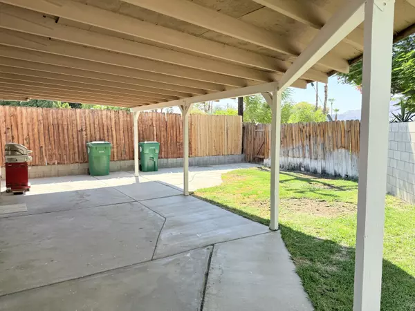 Palm Desert, CA 92260,74515 Leslie AVE