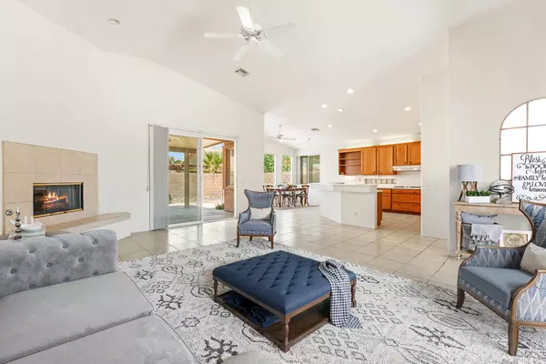 La Quinta, CA 92253,79528 Morning Glory CT