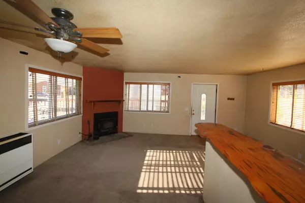 Big Bear City, CA 92314,45345 5th ST