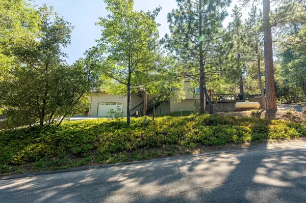 26800 Meadow Glen DR, Idyllwild, CA 92549