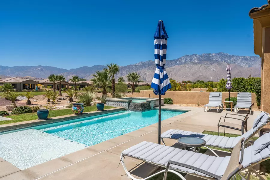 67437 S Chimayo DR, Cathedral City, CA 92234