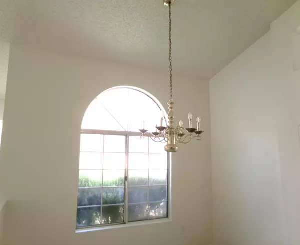 Banning, CA 92220,4829 W Forest Oaks AVE