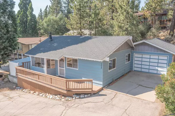 42920 Sunset DR, Big Bear Lake, CA 92315