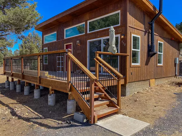 Big Bear City, CA 92314,550 Eagle RDG