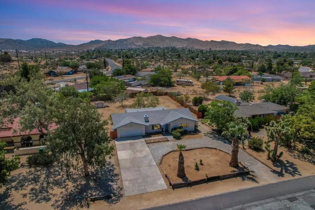 Yucca Valley, CA 92284,56869 Mountain View TRL