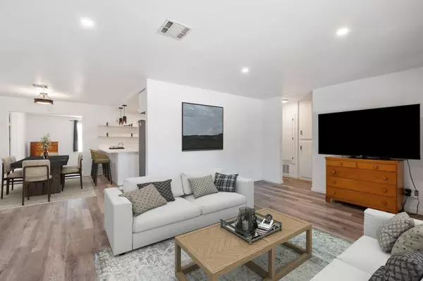 Yucca Valley, CA 92284,56869 Mountain View TRL