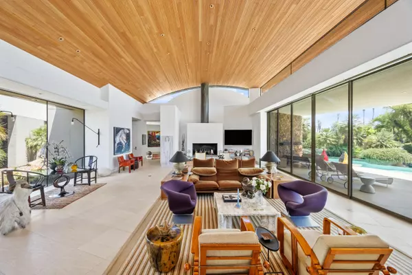 Rancho Mirage, CA 92270,102 Waterford CIR