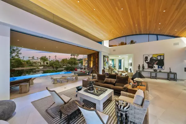 Rancho Mirage, CA 92270,102 Waterford CIR