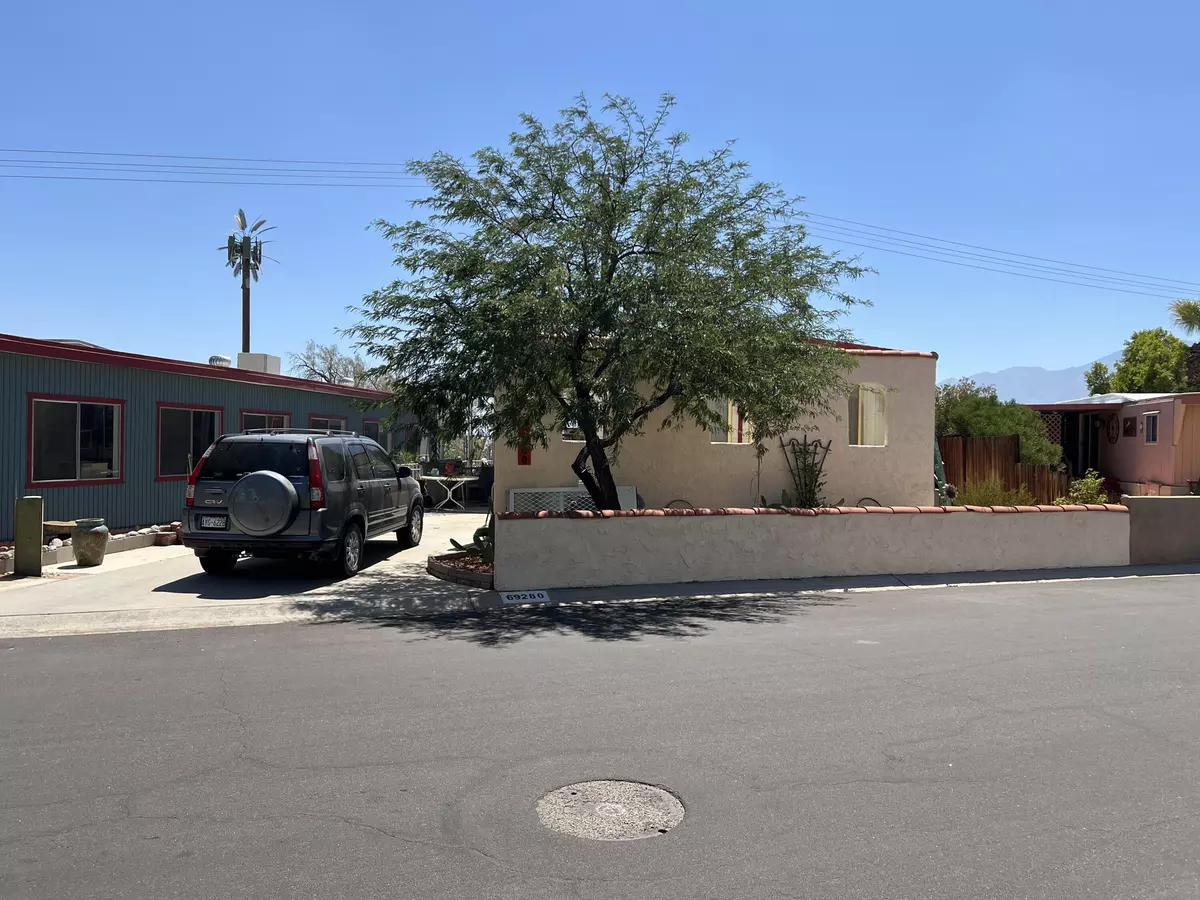 Desert Hot Springs, CA 92241,69280 Fairway DR
