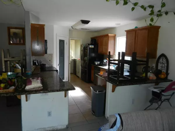 Thermal, CA 92274,1227 Black Sea AVE