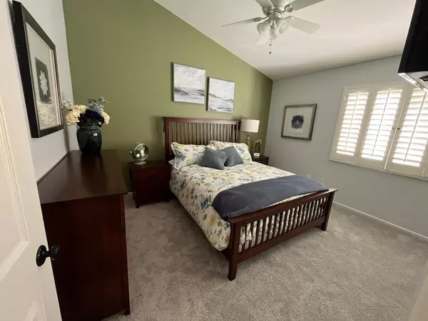 Palm Desert, CA 92211,43954 Via Granada