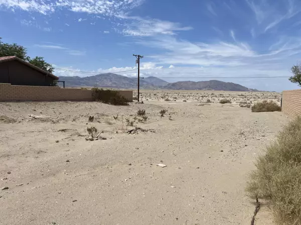 Thermal, CA 92274,1512 N Marina DR