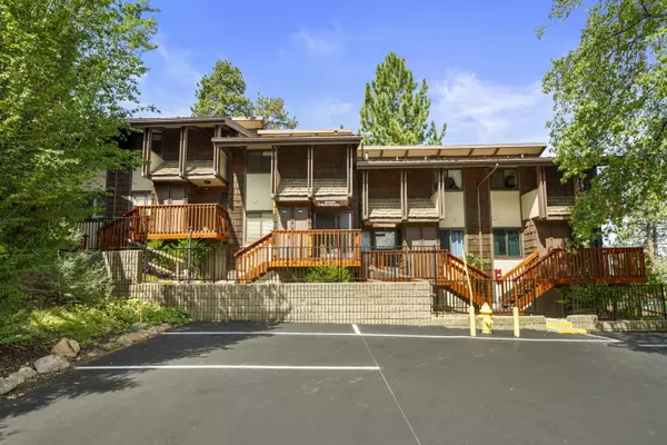 Big Bear Lake, CA 92315,861 Thrush DR #13