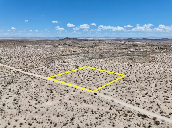 107 Sunburst AVE, Joshua Tree, CA 92252