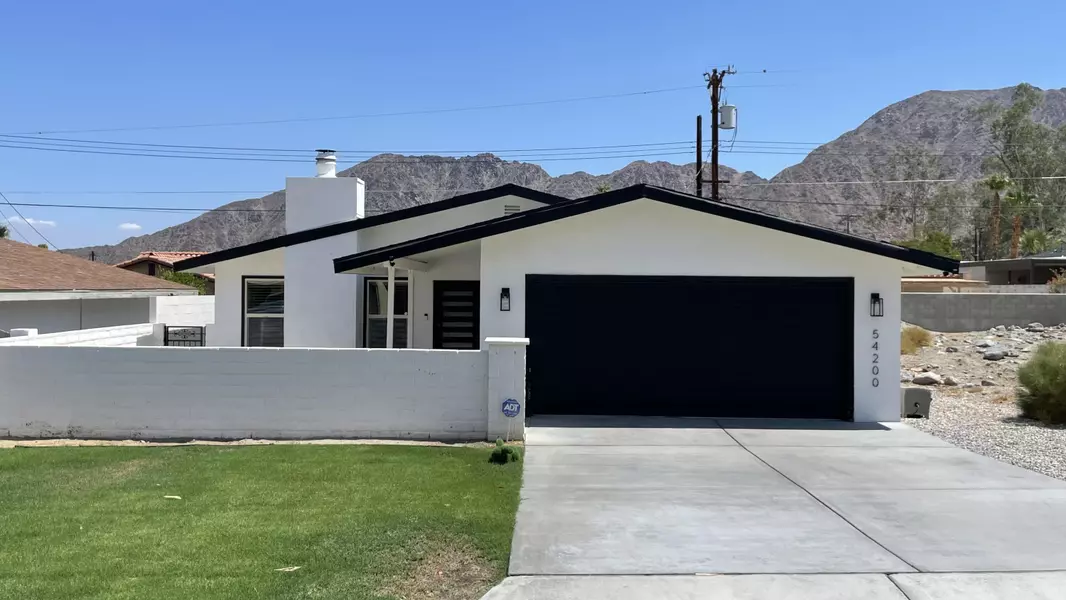 54200 Avenida Juarez, La Quinta, CA 92253