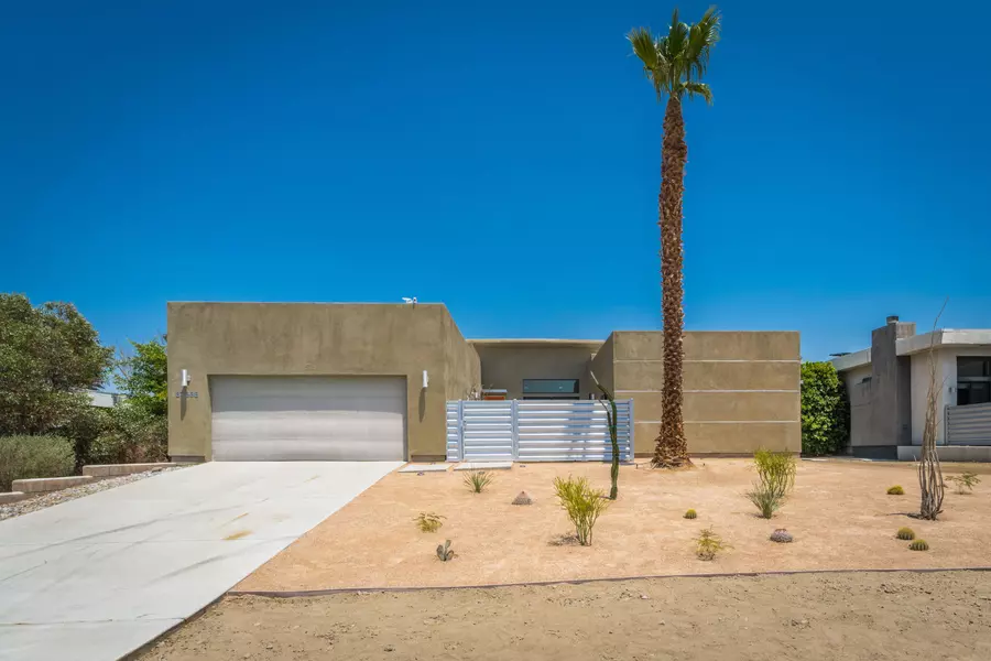 67668 El Sombrero Ln LN, Desert Hot Springs, CA 92241