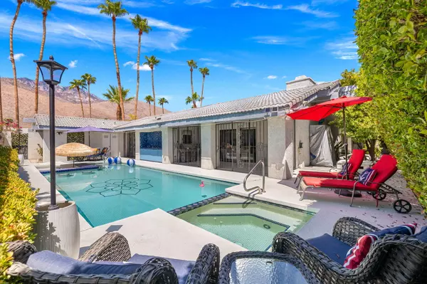 2082 S Madrona DR, Palm Springs, CA 92264