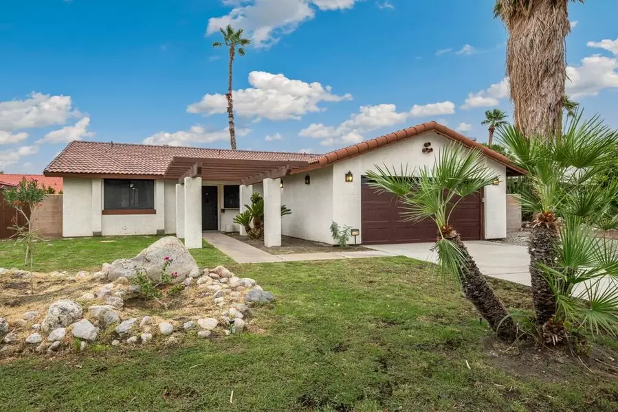 67425 Medano RD, Cathedral City, CA 92234