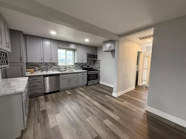 71362 Aurora RD, Desert Hot Springs, CA 92241