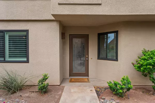 Palm Desert, CA 92211,76702 Daffodil DR