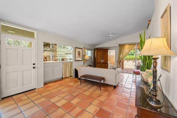 Palm Desert, CA 92260,73438 Foxtail LN