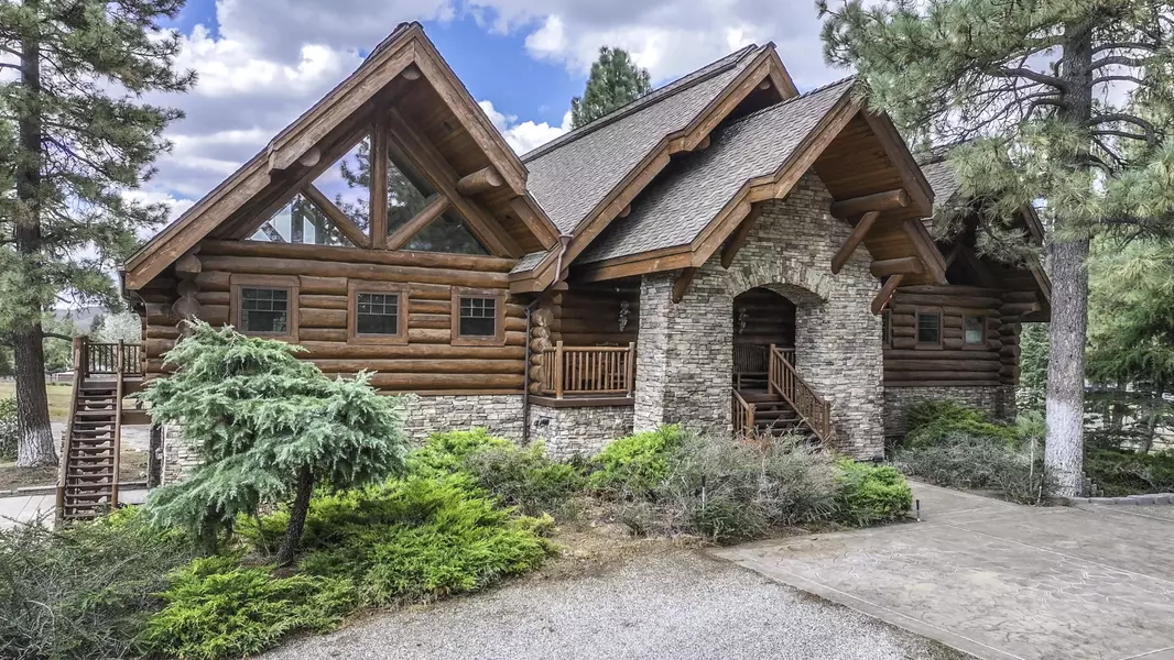 61072 Devils Ladder RD, Mountain Center, CA 92561