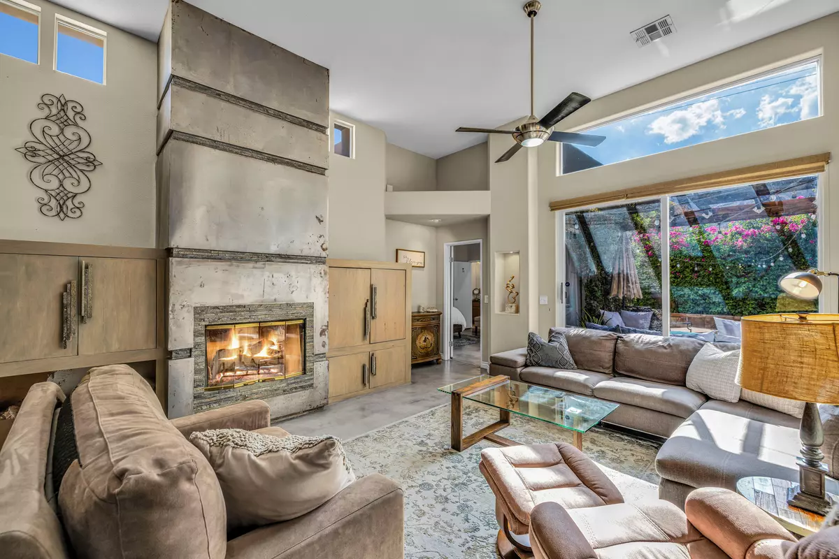 La Quinta, CA 92253,54175 Avenida Madero