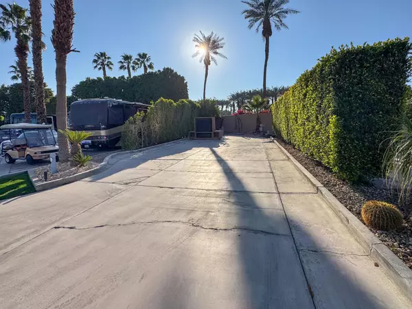 Indio, CA 92201,80394 Ave 48 #83