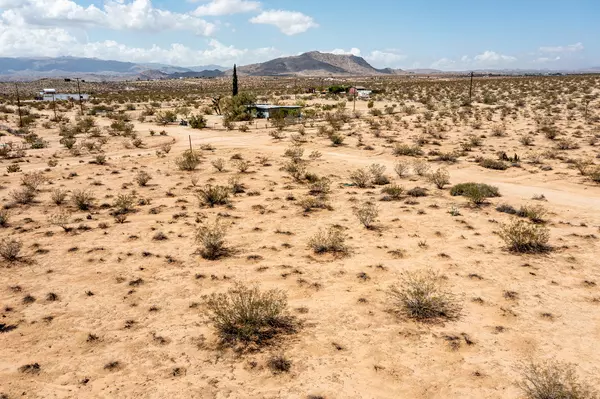 Joshua Tree, CA 92252,401 Stonehill AVE