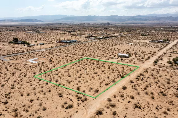 Joshua Tree, CA 92252,401 Stonehill AVE