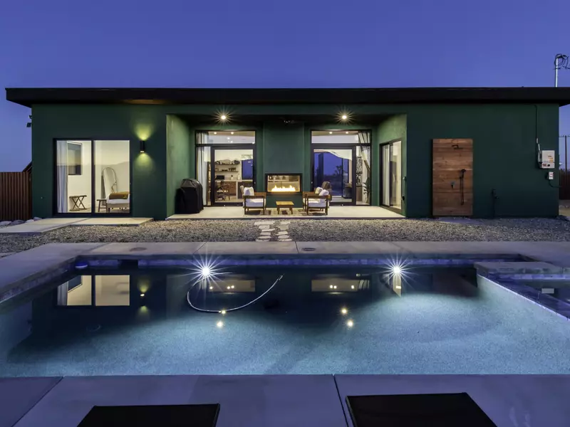 59130 Reche RD, Landers, CA 92285