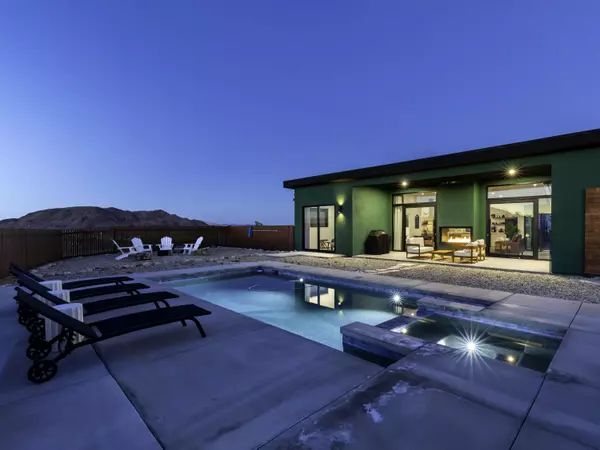 Landers, CA 92285,59130 Reche RD