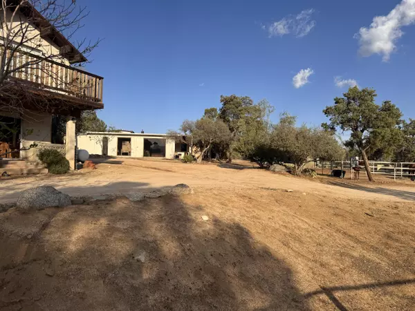 63260 Pinyon DR, Mountain Center, CA 92561