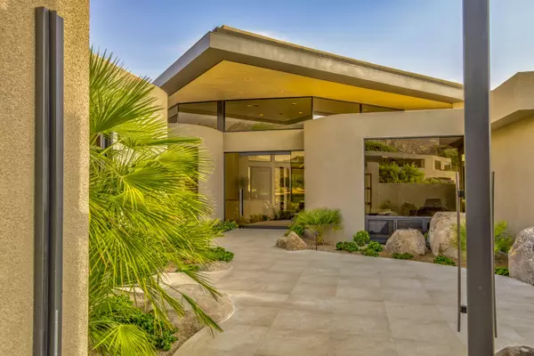Palm Desert, CA 92260,130 Wanish PL
