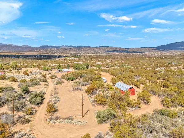 Anza, CA 92539,58700 Mica RD