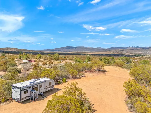 Anza, CA 92539,58700 Mica RD