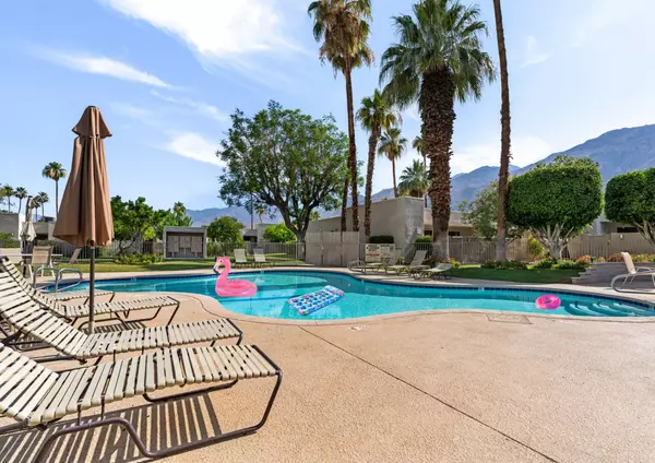 877 E Arenas RD, Palm Springs, CA 92262