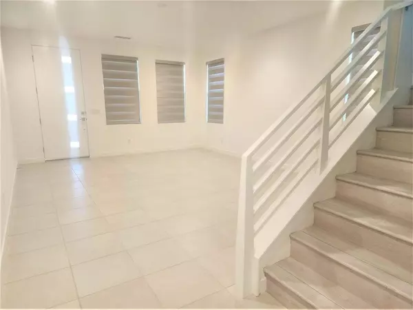 Palm Desert, CA 92211,35770 Mccarthy ST