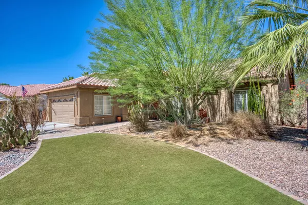 La Quinta, CA 92253,43584 Verona CT