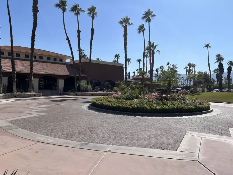 42122 Sand Dune DR, Palm Desert, CA 92211