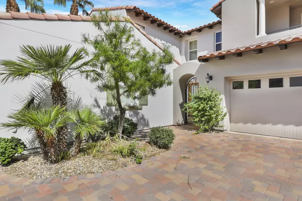 La Quinta, CA 92253,80255 Via Tesoro