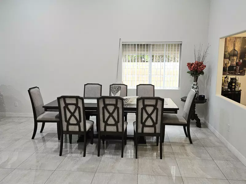 68520 Risueno RD, Cathedral City, CA 92234