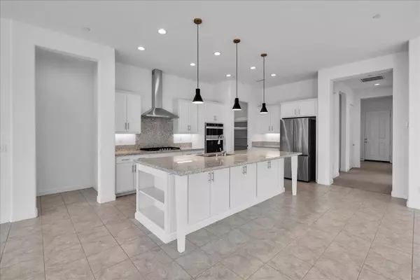 Rancho Mirage, CA 92270,87 Zinfandel