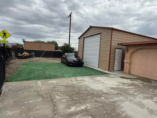 Thermal, CA 92274,87329 Main St ST