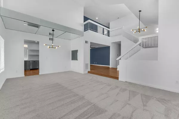 Cathedral City, CA 92234,69800 Mccallum WAY