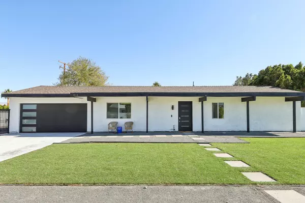 3010 N Chuperosa RD, Palm Springs, CA 92262