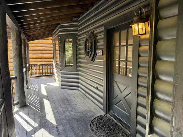 Big Bear Lake, CA 92315,1442 Club View DR