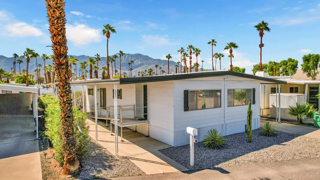 392 Standing Bear, Cathedral City, CA 92234