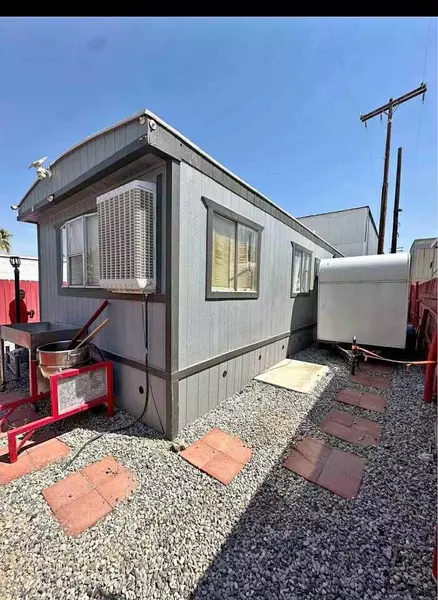 6854 Adobe ST #38, Twenty-nine Palms, CA 92277