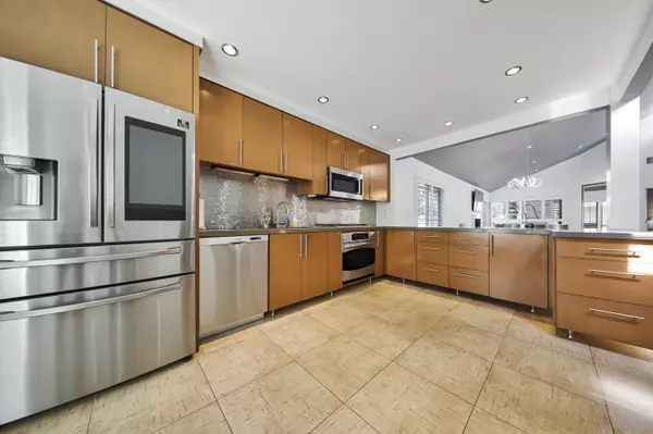 Palm Desert, CA 92260,41733 Aventine CT